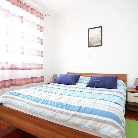 By The Sea - 16211 Apartment *